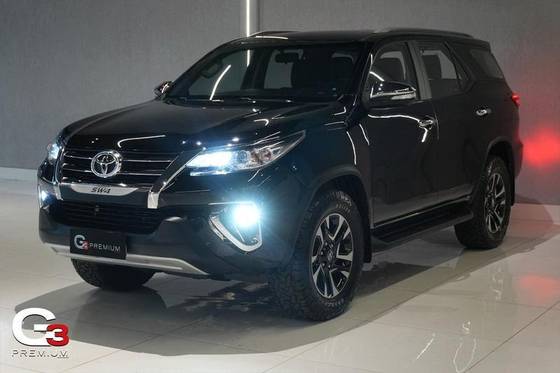 TOYOTA HILUX SW4 2.7 SR 4X2 16V FLEX 4P AUTOMÁTICO TOYOTA HILUX SW4 2.7 SR 4X2 16V FLEX 4P AUTOMÁTICO